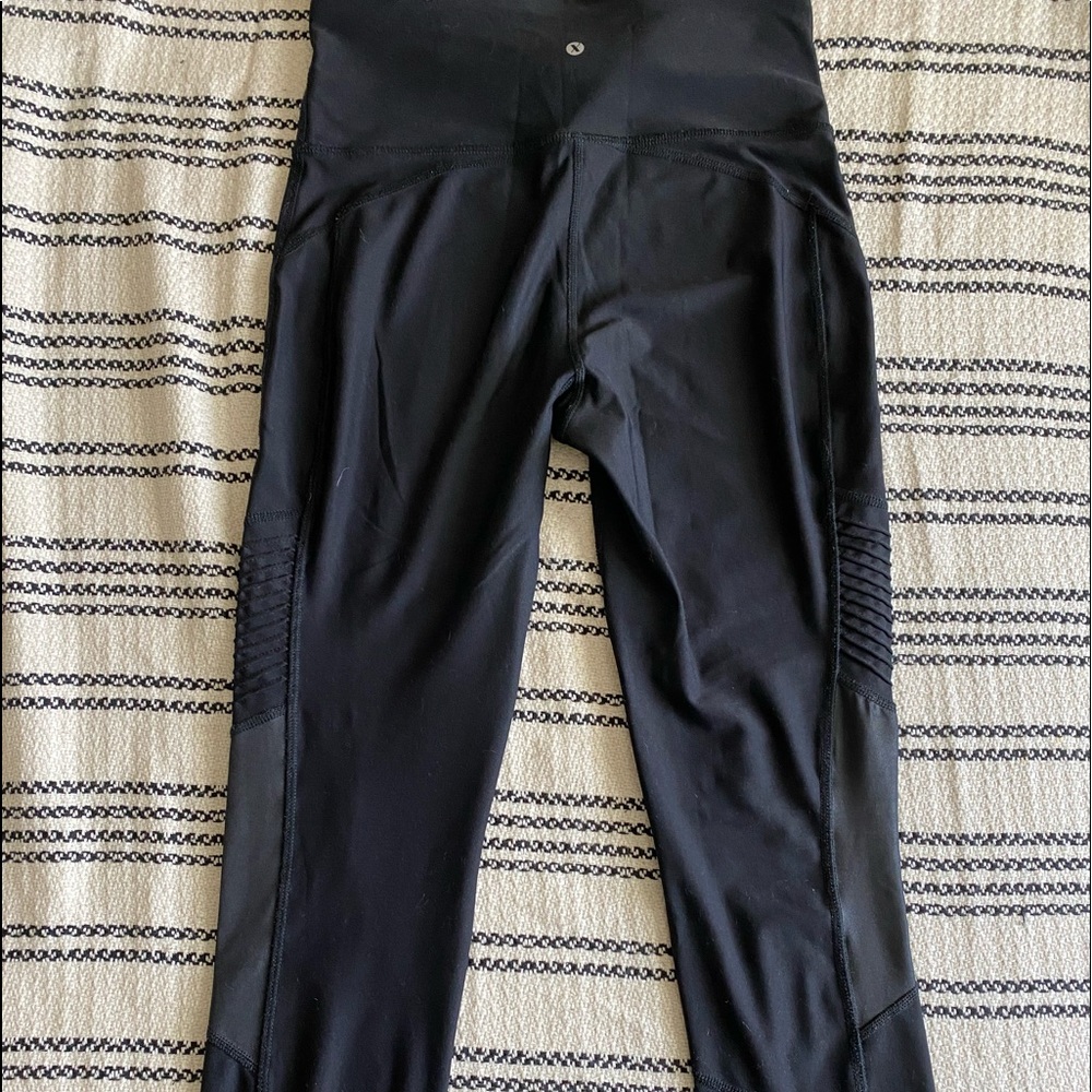 Full length, high rise Xersion leggings. NWOT 🖤.